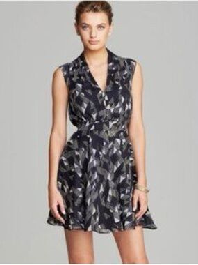 French Connection Sleeveless Geometric Fit-and-Flare Dress Size 2